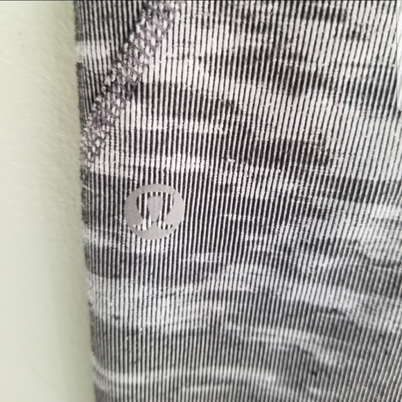 Lululemon leggings - Picture 8 of 12